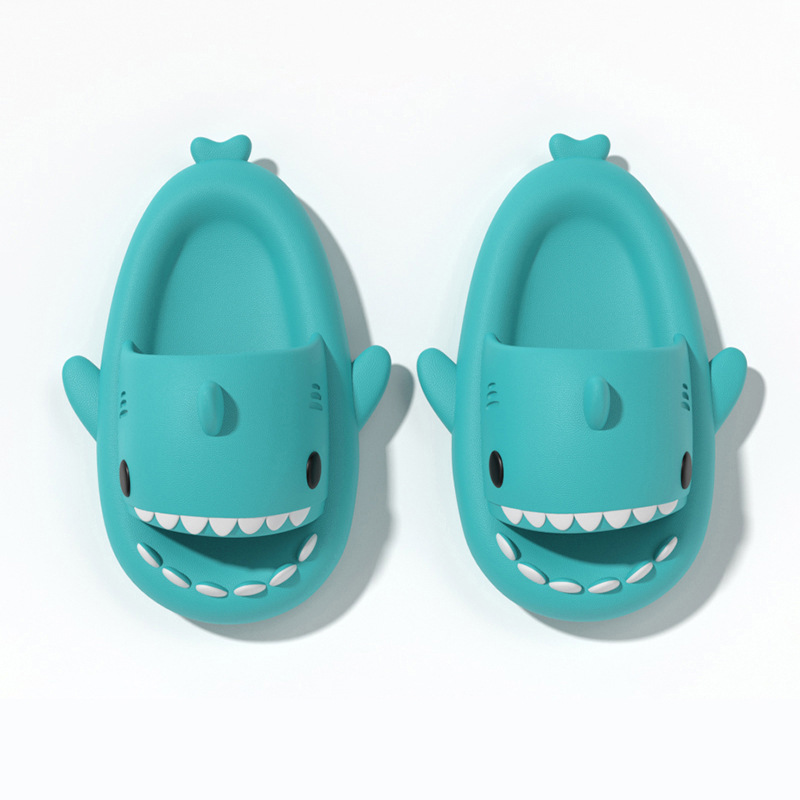 Sandalias para niños de tiburón transfronterizo sandalias niños 2023 de verano nuevos niños EVA Luz de mierda sensación casa zapatillas niñas