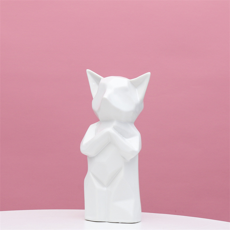 Decoración de cerámica de estilo europeo decoración del hogar creativo vino gabinete TV gabinete blanco porcelana zorro artesanía regalo al por mayor