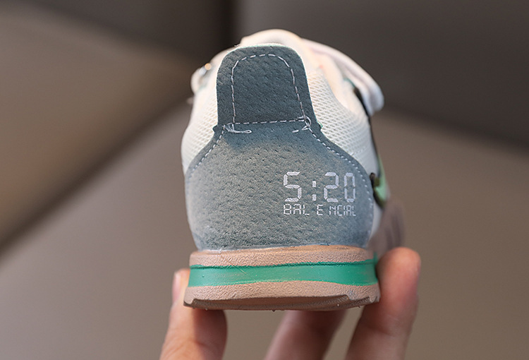 2023 Spring New Casual Mesh Breathable Boys Girls' Sports Lightweight Middle and Small Children's Running Shoes_voghion.com