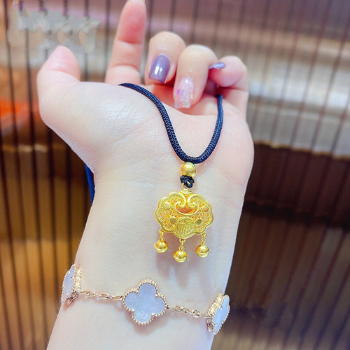 Factory direct sales brass gold-plated safety lock pendant women's simple design necklace company opening event gift