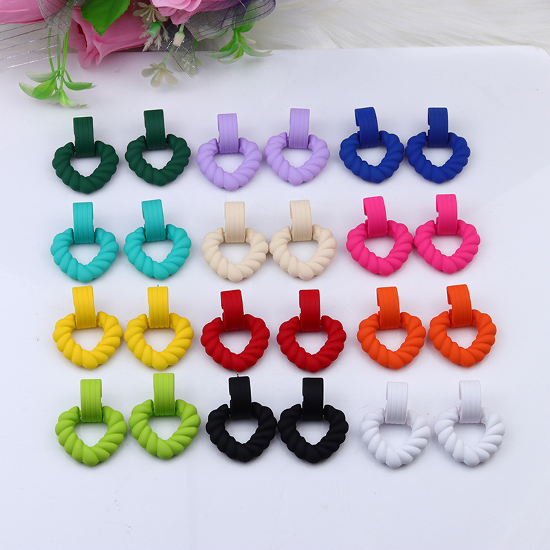 11g Weight Drop Earrings Classification 1 Pair Quantity Daily Occasion Acrylic Material Heart Shape Pattern Women'S Gender Spray Paint Design Fashion Style 1 Pair Fashion Heart Shape Spray Paint Arylic Drop Earrings 14