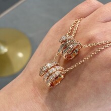 925���y�M��`����Ů18kõ����^β����ε���v�𾫹��߰汾