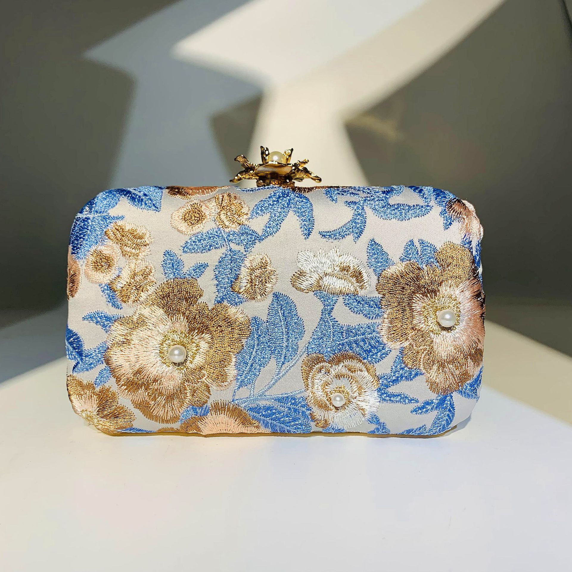 Polyester Flower Embroidery Square Evening Bags display picture 5