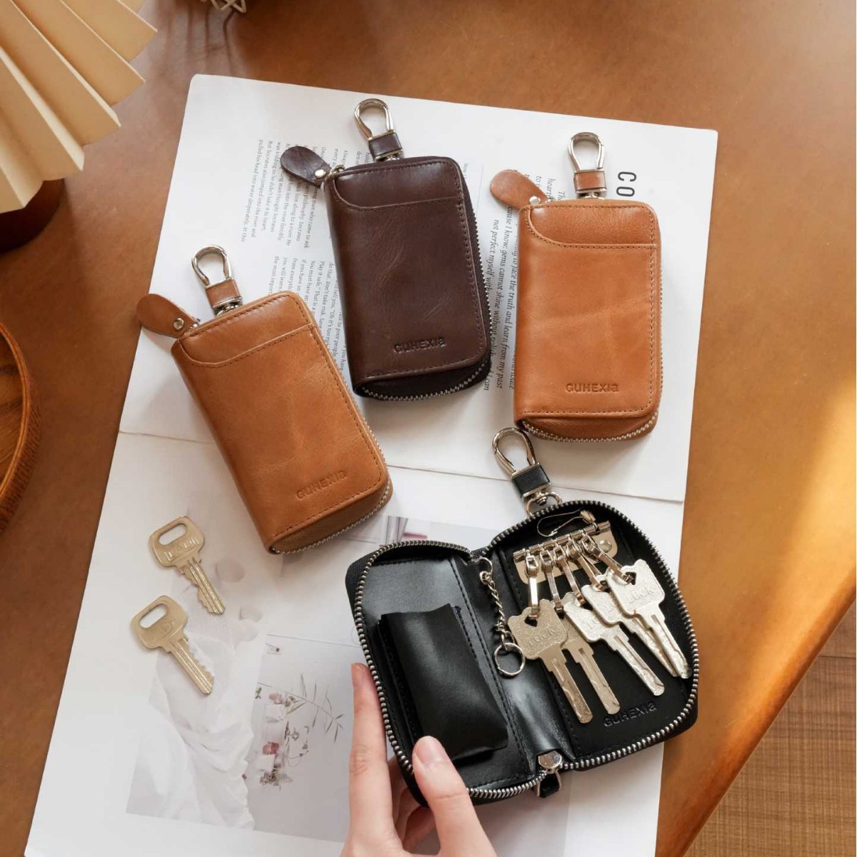 Cross-border business genuine leather key pouch, multi-functional, combines card and key storage, large capacity, suitable for home use