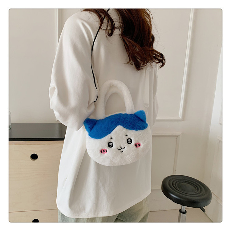 작은 머리 자기 비하 고양이