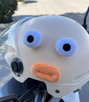 Sausage-shaped helmet decorations, cute Motosiklet dəbilqələri - sausage-mouth-helmet-decoration-small-eyeballs-sausage-mouth-limited-time-offer