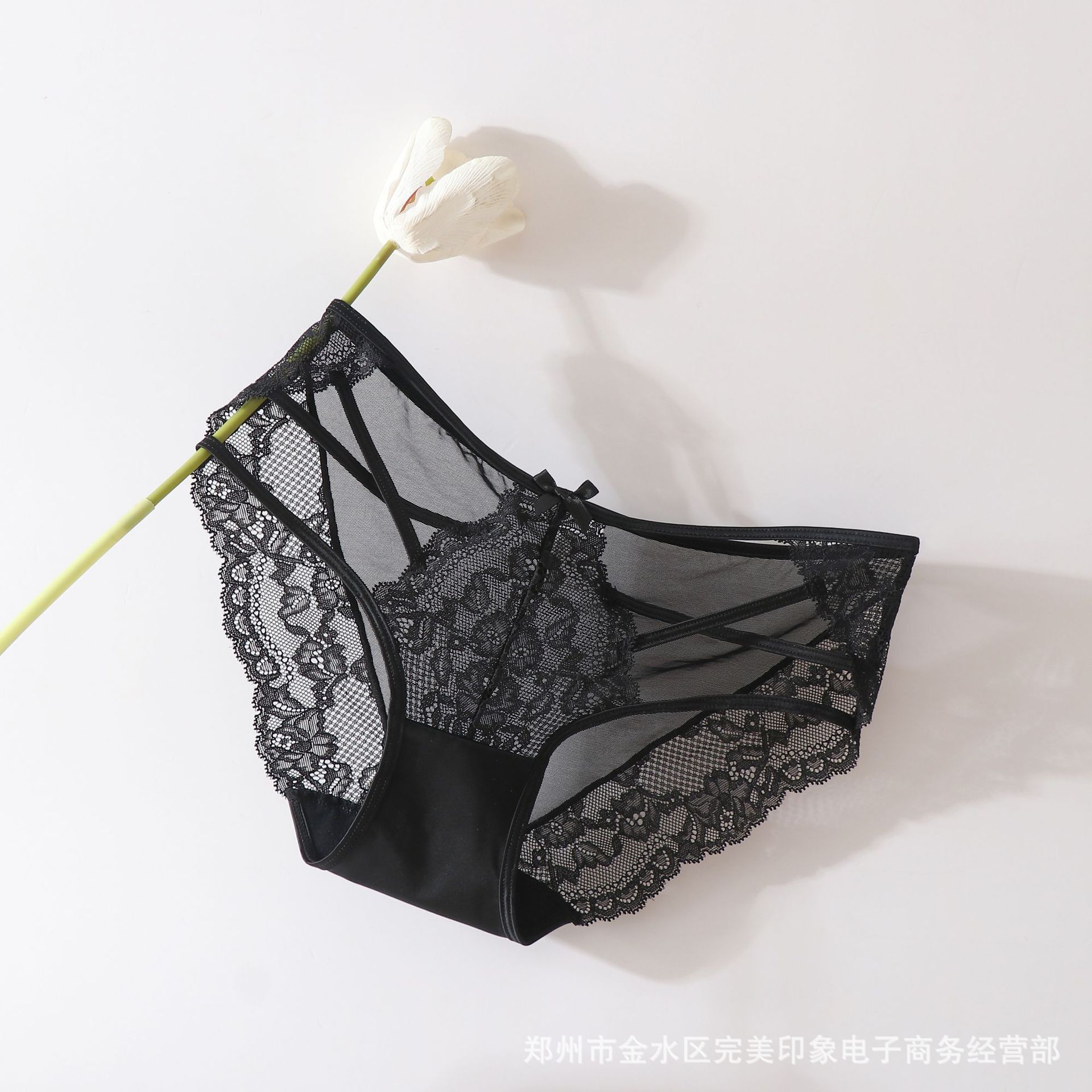 710 hollow mesh comfortable breathable lace sexy underwear no trace