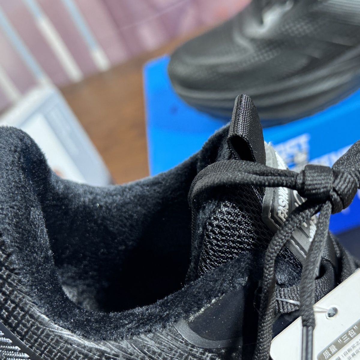 ShoeVault Winter Fleece-gefüttert Verdickt Laufen Leichte Ultra-weiche Leder Oberfläche Sport Student Warme männer Carbon Platte_voghion.com