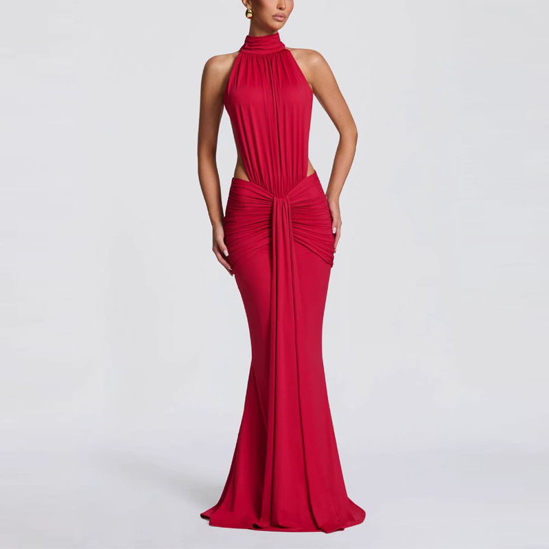 2026 European and American New Style Amazon Halter Neck Pleated Slim Long Dress High-Neck Sexy Backless Elegant Party Gown