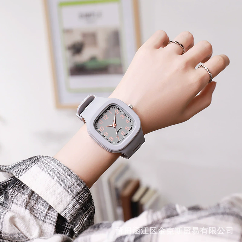 Square quartz watch, unisex, simple elegant design, silicone strap, lightweight