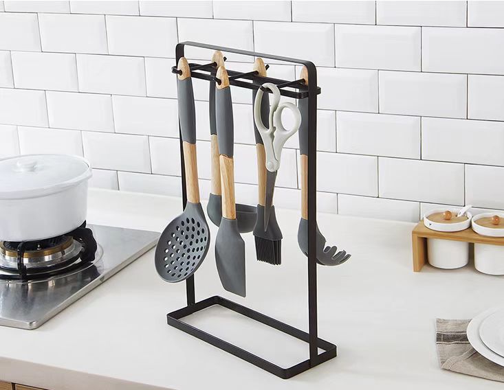 Japanese-style pot shovel hook multi-functional shelf platform soup spoon rack slotted kitchen utensil storage rack without drilling