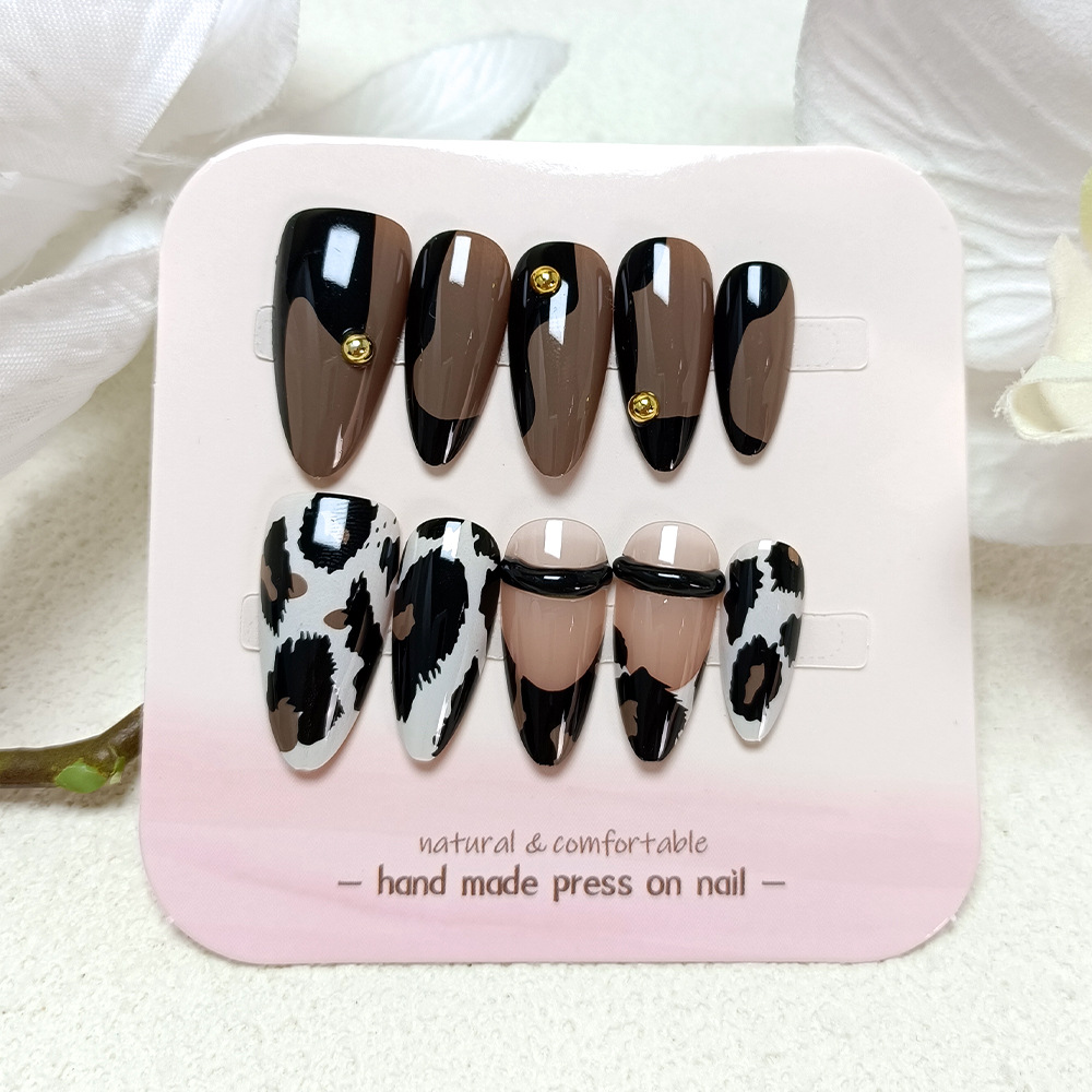 10 piezas de puntas de uñas con estampado de leopardo para aplicación manual, pegatinas de uñas bonitas y de alta gama, puntas de uñas populares para decoración de uñas.