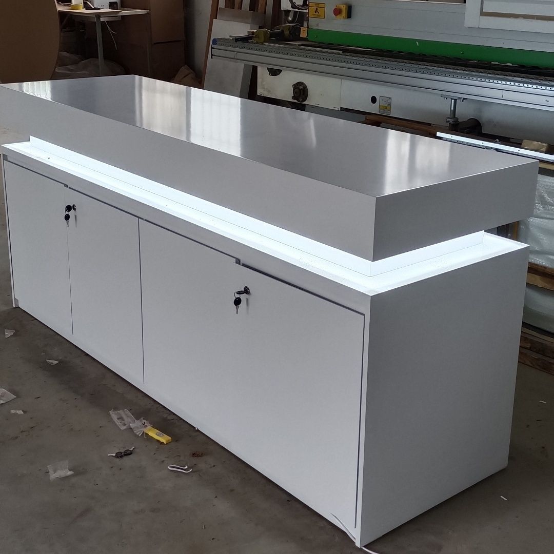 手机展示台白色烤漆体验台电脑展示桌中岛展台智能产品展柜展示台