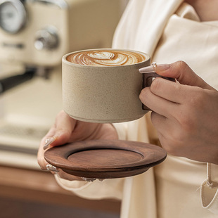 �͹Ŵ��տ��ȱ��������b����ֱͲ�����OӋ�߼��з��C�ֹ����R�˱�