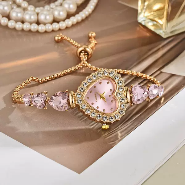 Exquisite Cute Heart Shaped Quartz Watch Fashion Casual Elegant Luxury Diamond Lady Bracelet Decorative Watch Wholesale