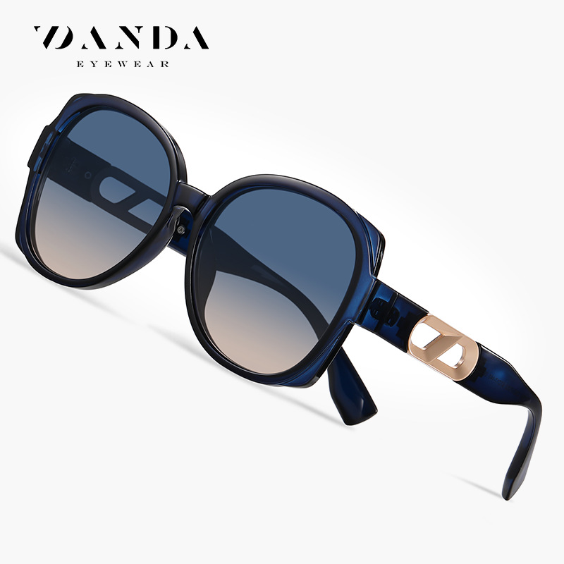 Nuevas gafas de sol polarizadas TR7558 Fashion Street Shooting Ladies Gafas de sol al aire libre Gafas de sol polarizadas con protección solar