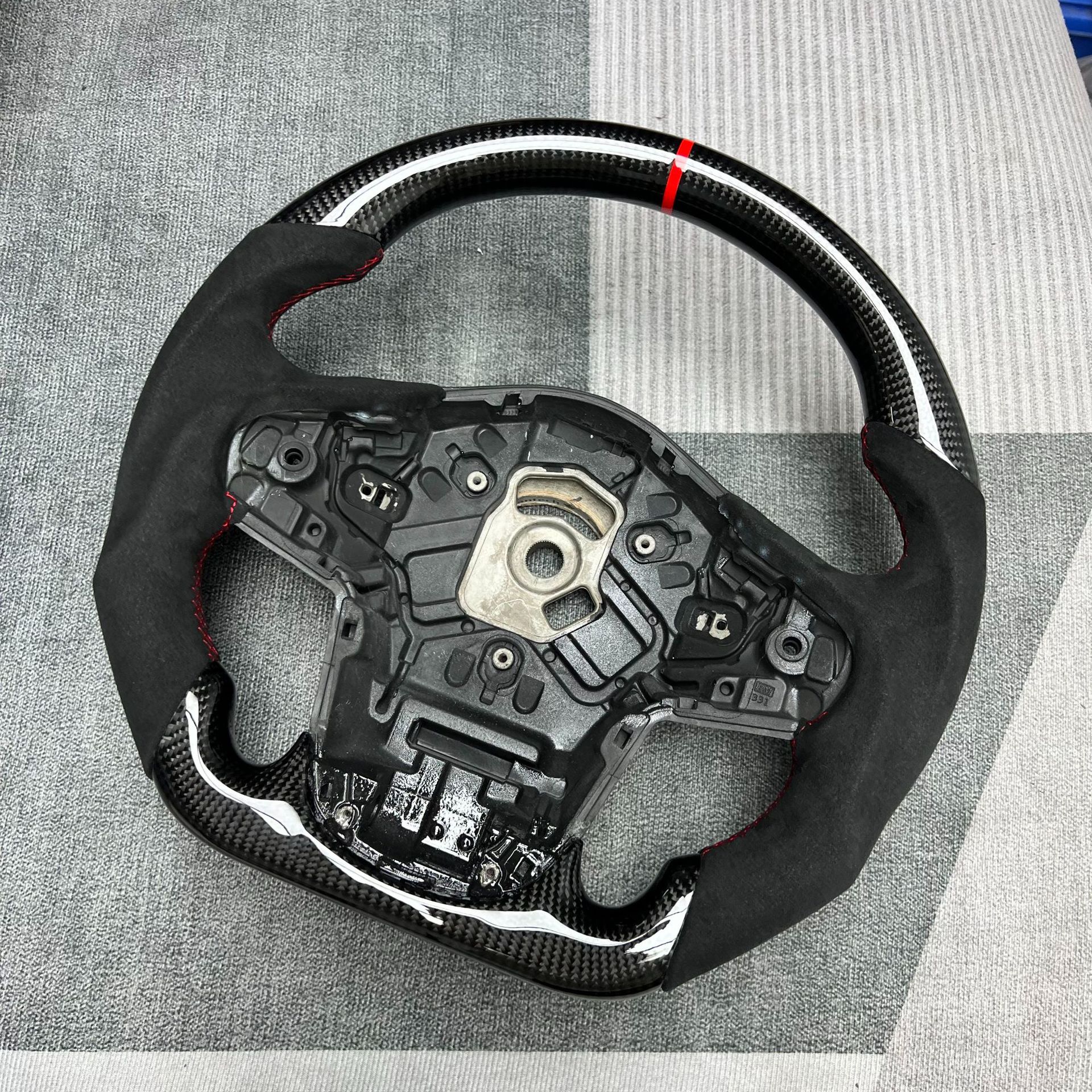 Popular Hot-Selling Carbon Fiber Steering Wheel Processing Suitable for Toyota Supra Car Steering Wheel Customization