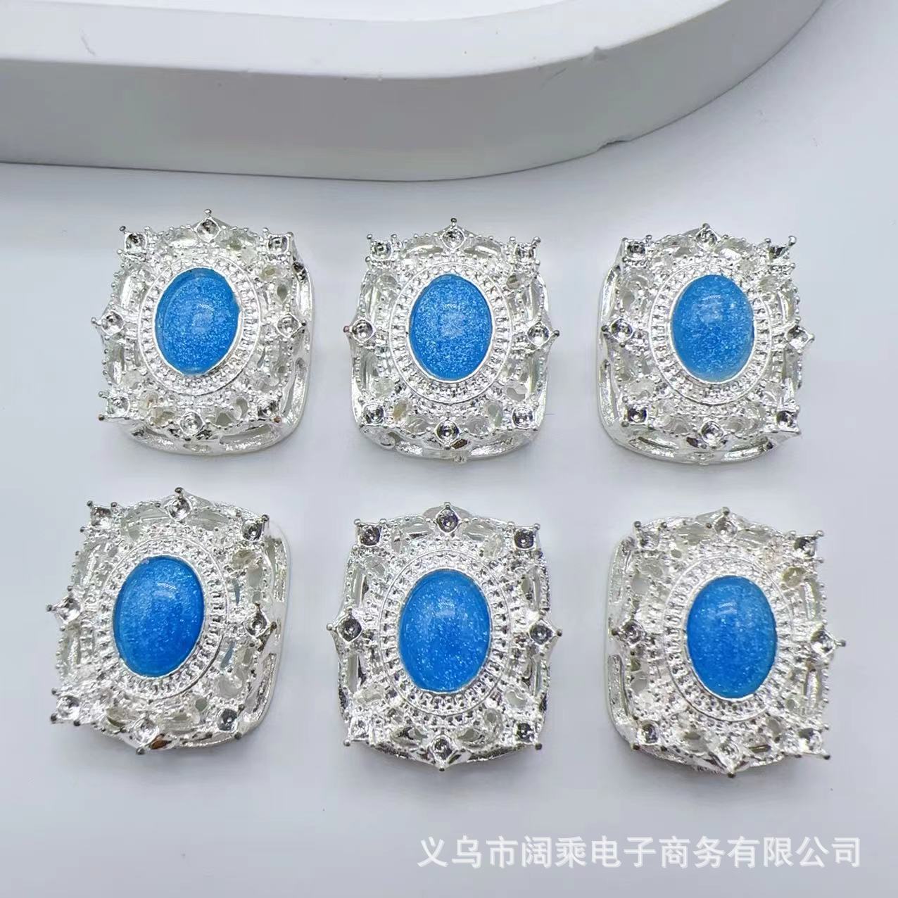 ダイヤモンドの長い方の大きい魔の箱の多い八穴のジルコニウムのdiyの手作りのビーズのブレスレットのネックレスの合金のアクセサリーのビーズの部品