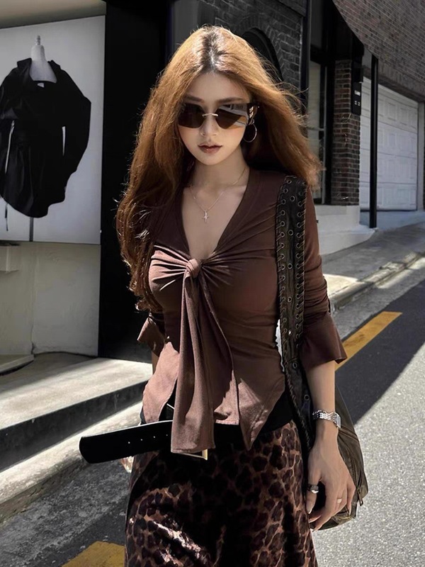 美拉德扭结绑带长袖打底T恤女春秋新款高级感修身显瘦内搭上衣潮|undefined