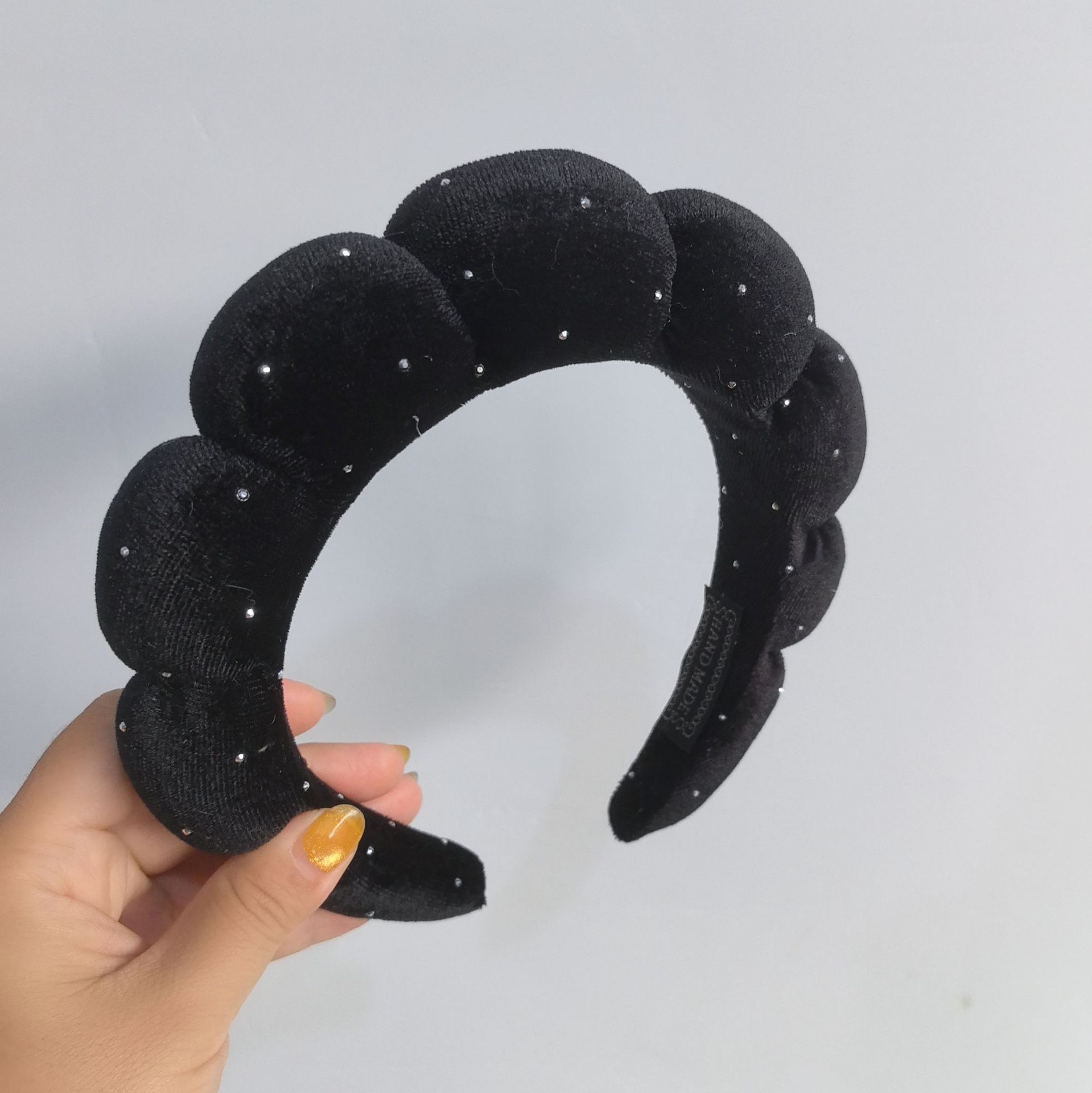 Diadema de Esponja tipo Nube de Tela para Lavado de Cara