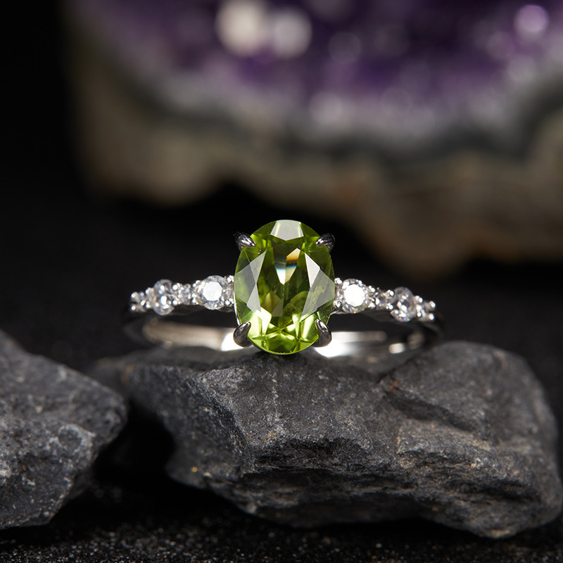 Bagues en argent massif S925 serties de pierres précieuses naturelles (améthyste, citrine, topaze, grenat, péridot) pour femmes (vente en gros)_voghion.com