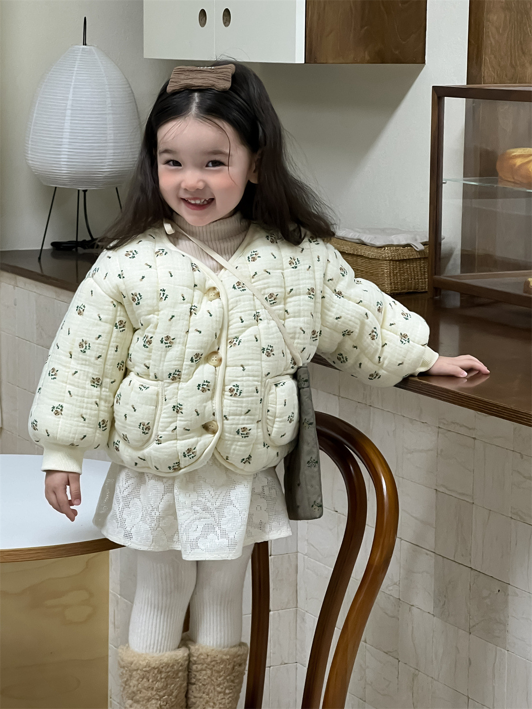 Invierno para niños más chaqueta acolchada de algodón de terciopelo ropa de salida para bebés 2024 ropa de otoño e invierno ropa para niños coreanos chaqueta acolchada para niñas