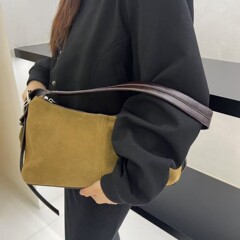 跨境外贸秋冬真皮磨砂牛皮法棍包高级感复古腋下大容量通勤女垮包