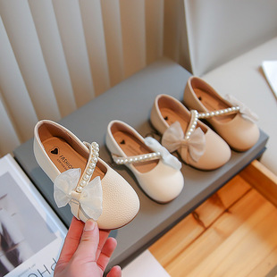 Girls' Leather Shoes Spring and Autumn 2025 New White Pearl Little Girl Baby Soft Sole Foreign Style Children Bean Princess Shoes