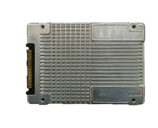 �m���Ӣ�ؠ�P5520 7.68T 15.36T �������ķ�������I���̑BӲ�P