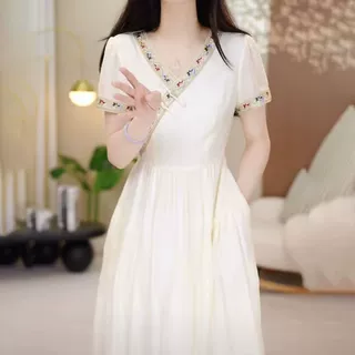 东南亚跨境女装韩系夏季新款新中式V领刺绣连衣裙收腰中长款裙子