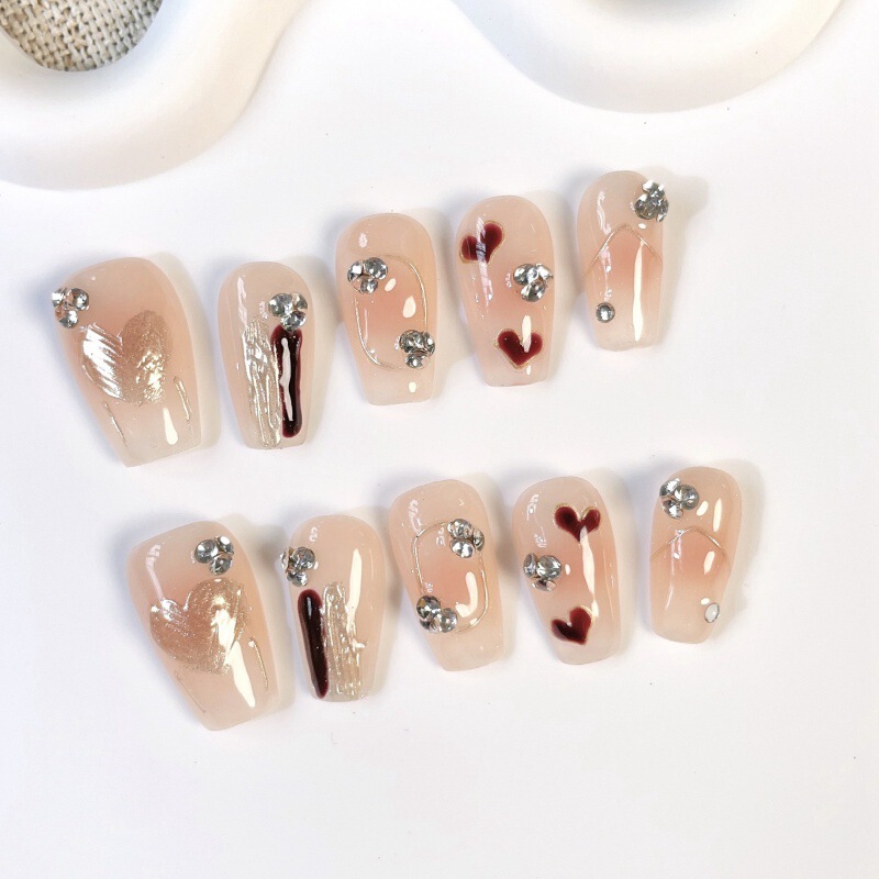 New Handmade Wearable Nail Phototherapy Manicure Patch Finished Hand-painted Caramel Heart Flash Diamond Whitening Fake Nails New Handmade Wearable Nail Phototherapy Manicure Patch Finished Hand-painted Caramel Heart Flash Diamond Whitening Fake Nails