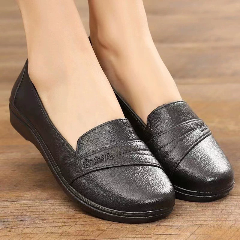 Резиновые сапоги Женская верхняя одежда на толстой подошве, рабочая Нескользящая непромокаемая обувь, мелкий рот, Рабочая защитная резиновая обувь, кухонная Строительная фабрика, прямая оптовая продажа