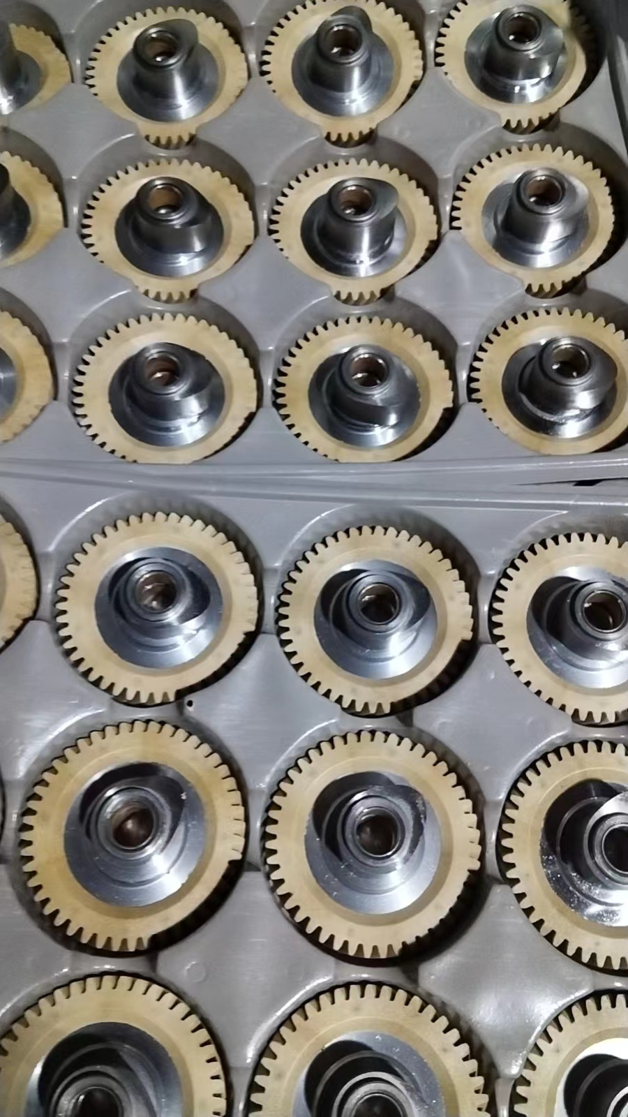 Engine Camshafts Are Used in Motorcycle Aviation Models, Air Compressors, Agricultural Machinery, and Other Accessories, Including Bearings, Shafts, and Camshafts