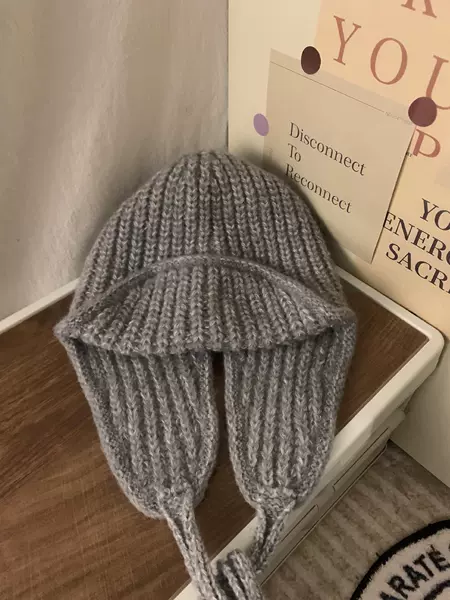 Серый