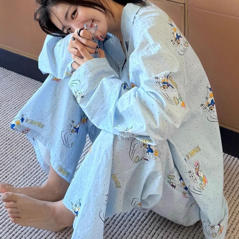 格子のハローキティのパジャマの女性春秋の新型の長袖のズボンの日系の漫画の部屋の服のスーツは外で着ることができます。|undefined
