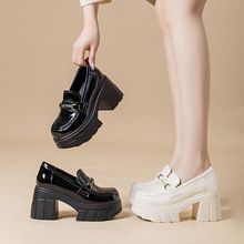 ����ЬŮ2025���¿��Ь����ɸ�ͨ��СƤЬС���Ӄ�����ŮЬ10cm