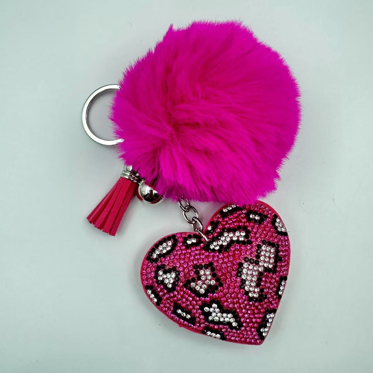 55g Weight Rhinestones Inlay Material Keychain Classification 1 Piece Quantity Daily Occasion Plush Material Heart Shape Pattern Unisex Gender Sweet, Korean Style Style Sweet Korean Style Heart Shape Plush Rhinestones Unisex Keychain 1