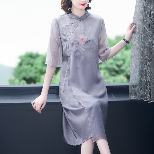 Silver gray flowers Chinese Dress qipao cheongsam for women mother dress female  temperament elegant long skirt in restoring ancient ways