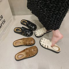 真皮包頭半スリッパ女夏外着2025新型復古編み抜き厚い底一足怠け者靴