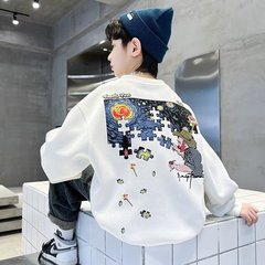 男の子の春と秋のスウェットシャツ 2025 新しい秋のトップス中型と大型の子供男の子ハンサムな秋服ハンサムなストリートファッション