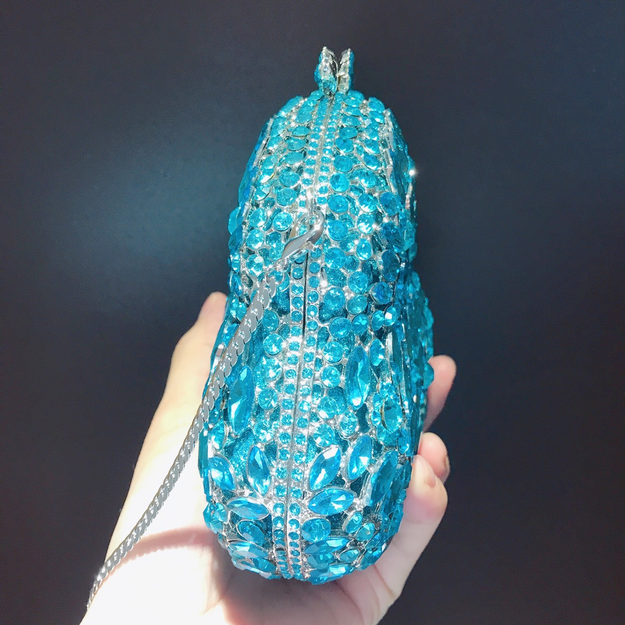 Túi clutch nữ đính đá dạ hội phong cách Âu Mỹ, kích thước 18x13x6 cm — Màu Sâm panh chi tiết 3