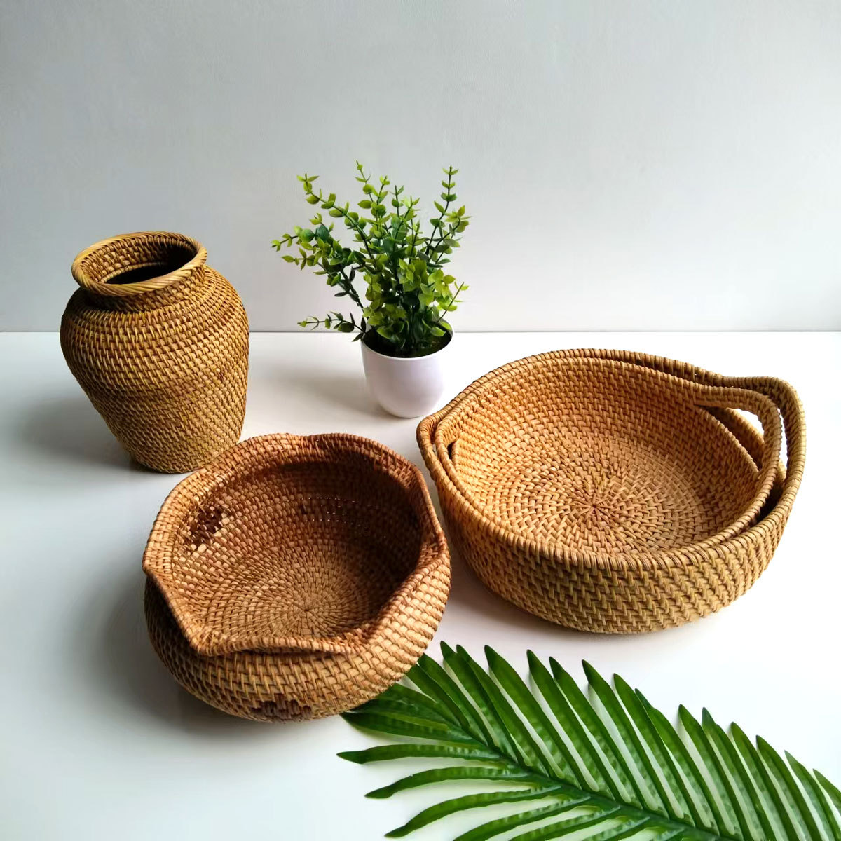 Caja de almacenamiento de mesa de té de caña de caña
