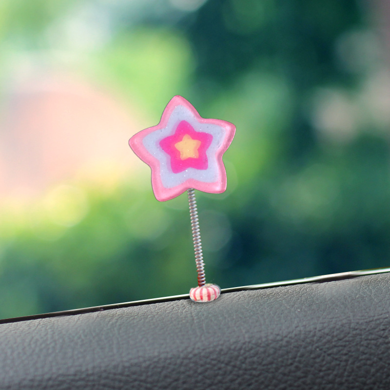 [Transfronterizo] Chica corazón arco iris decoración de coche coche sacudiendo la cabeza amor lindo primavera oscilante decoración de coche