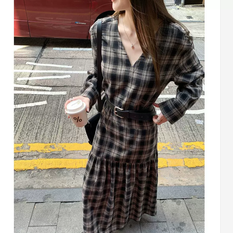 复古抽褶设计感领格子宽松连衣裙女秋艺术感格纹度假长裙