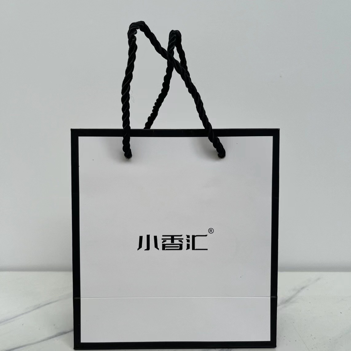 小香汇手提袋 品牌香水 地摊香水 手提袋礼品袋 香水小样纸袋子