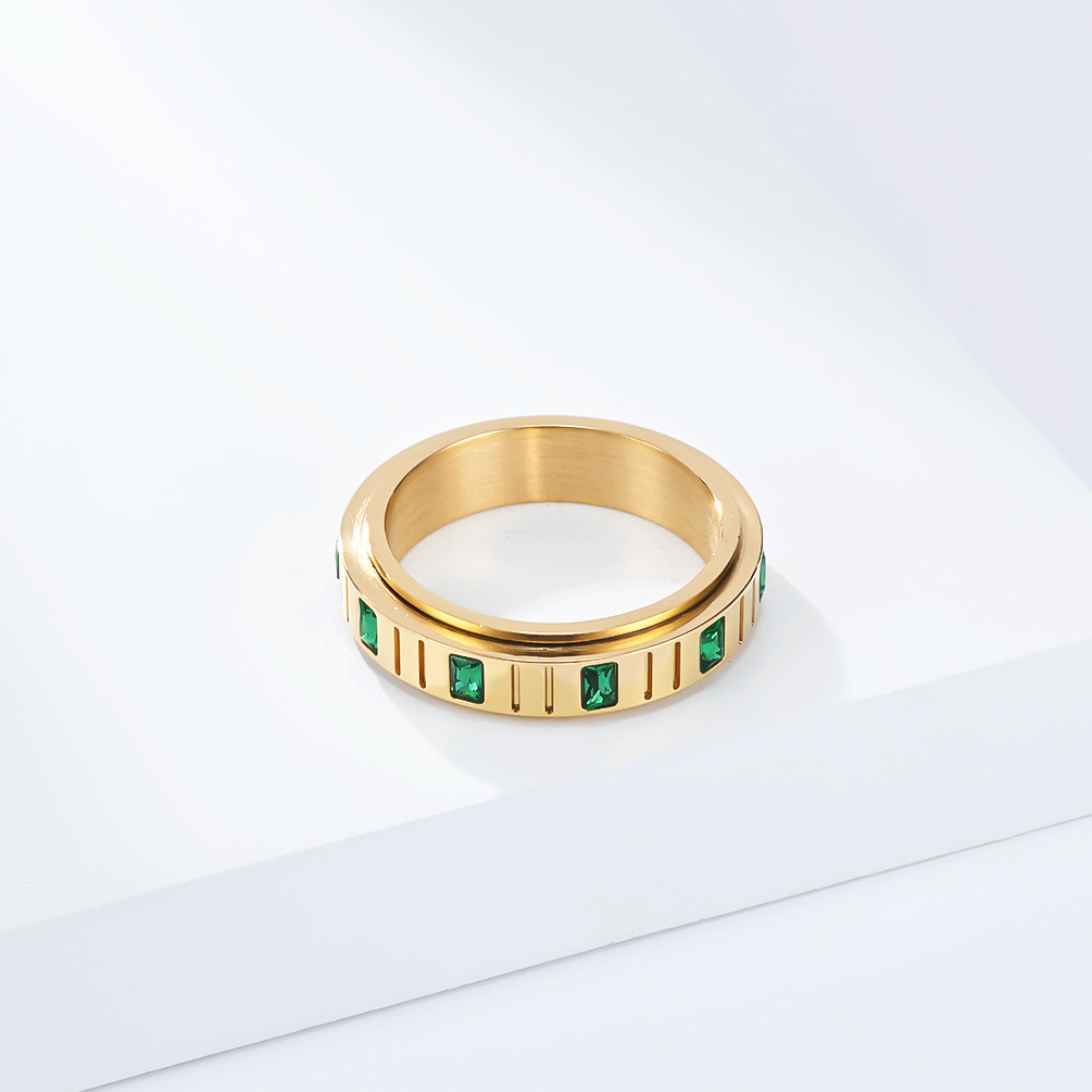 Unique Rotating Emerald Zircon Ring For Women In Titanium Steel_voghion.com