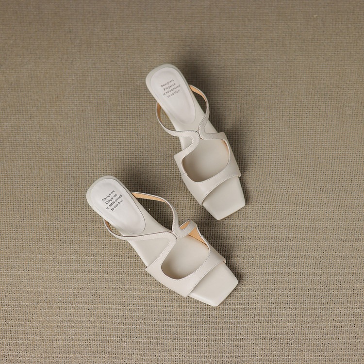 Sandal nữ da bò mũi vuông hở ngón gót lạ mắt — màu đen, màu trắng ngà, bạc chi tiết 105