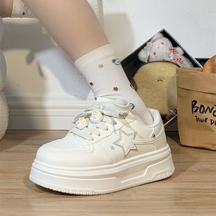 Breast Fufu Breathable and Explosive Modified Milk Cat Thick-Soled White Shoes for Women 2025 Spring & Fall New Style Breathable Versatile Lightweight Board Shoes