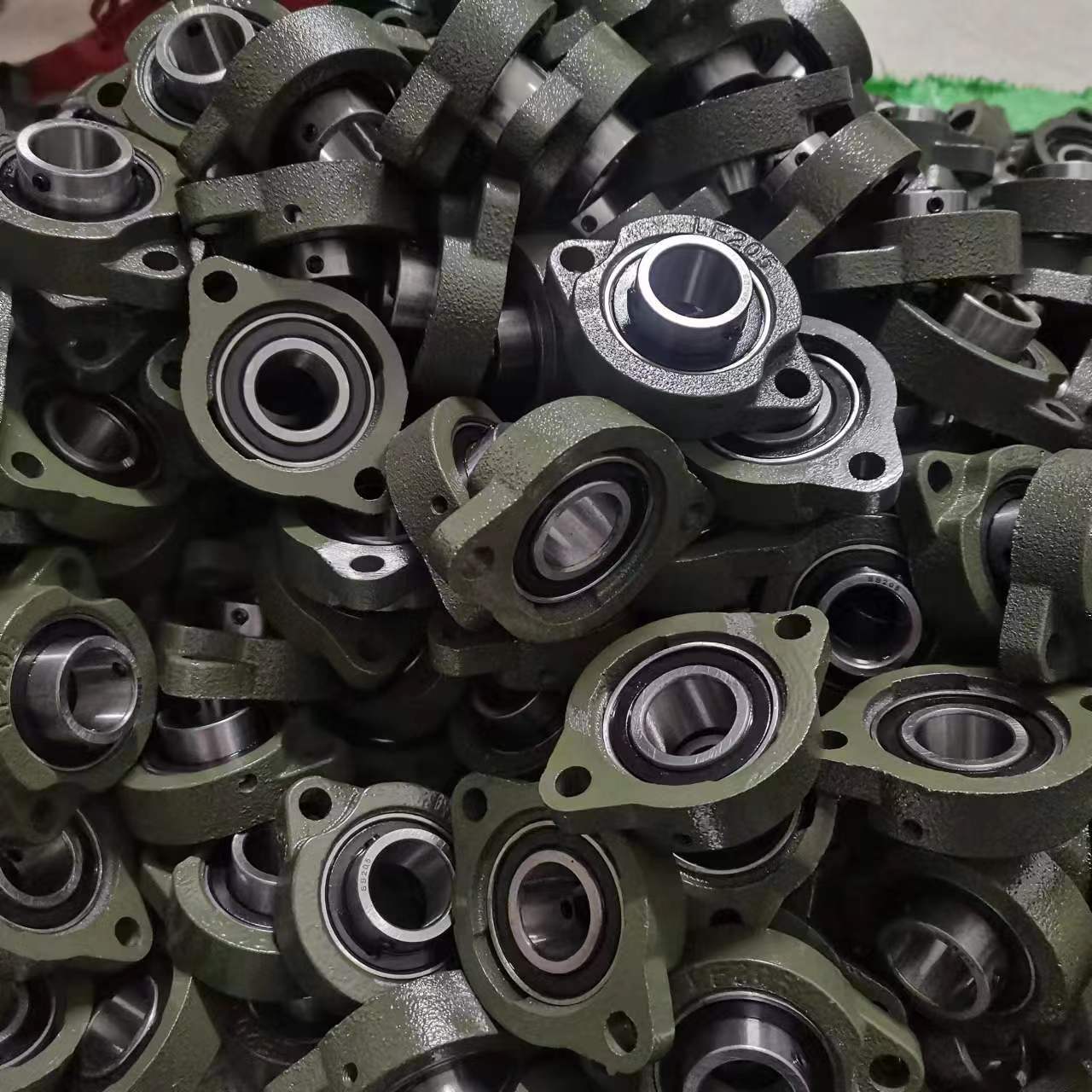 带座外球面轴承SBLF205外球面短脚菱形座SBLF204