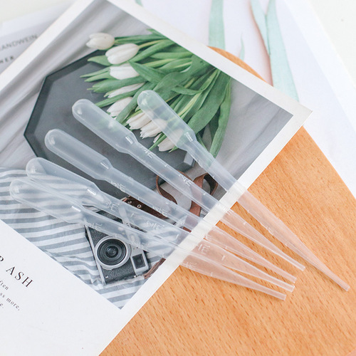 Meimu Er Disposable 3ml Plastic Graduated Dropper for DIY Aromatherapy Essential Oil Dosing and Packaging Tool